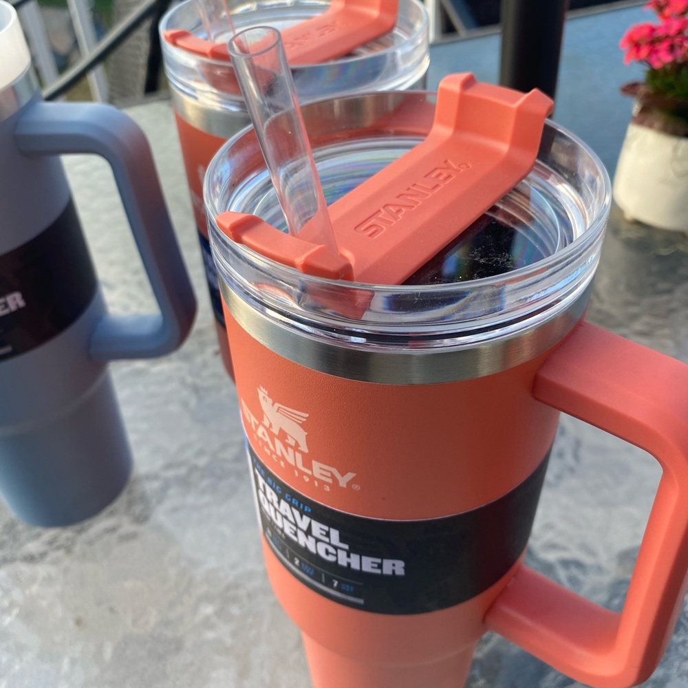 Stanley 40oz Quencher Tumbler.